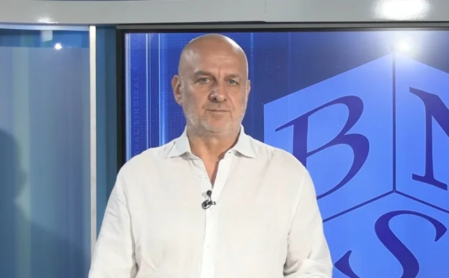 Un lider de sindicat avertizează că măsurile luate de Guvern vor afecta și aparatul bugetar. Concedieri vor exista fără discuție, poate vor copia modelul Boc”