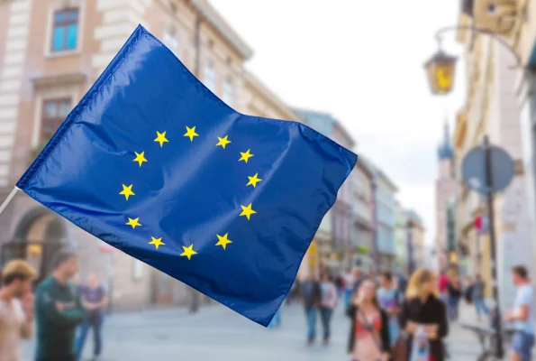 Încrederea în Uniunea Europeană, la cel mai înalt nivel din ultimii 18 ani/ Eurobarometru
