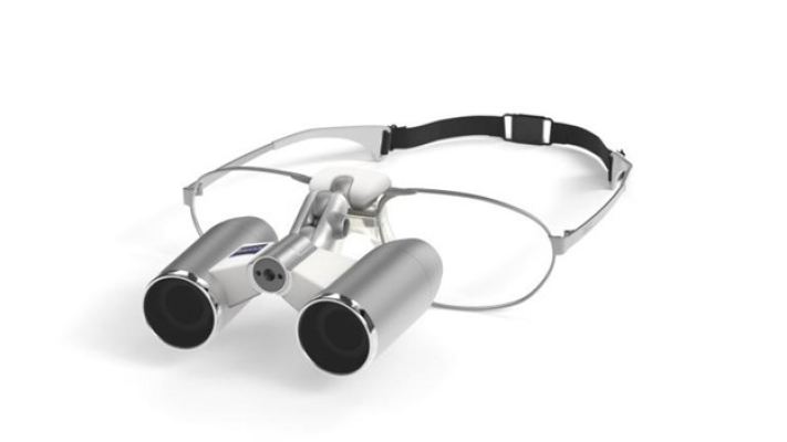 Importanţa utilizării unor lupe stomatologice Zeiss în practica dentară modernă