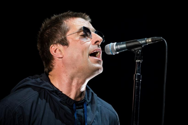 Trupa britanică de rock Oasis revine pe scenă după 16 ani