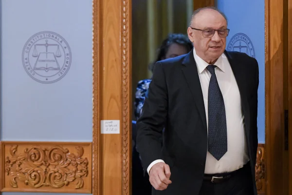 Curtea Constituțională RESPINGE sesizarea privind refuzul Meta Platforms de a pune în executare deciziile Biroului Electoral Central
