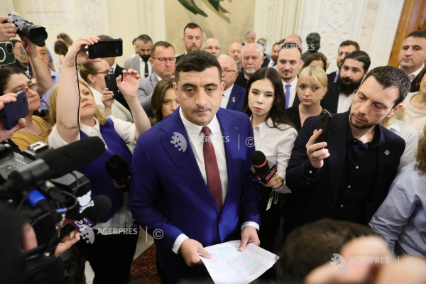 Parlament - învestitură Guvern/ Parlamentarii AUR au părăsit ședința de plen; Simion: Nu participăm la această mascaradă