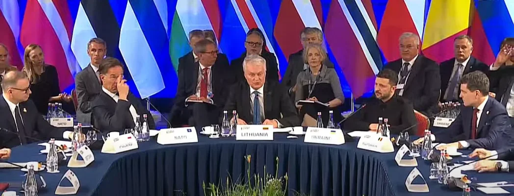 Zelenski l-a invitat în Ucraina pe președintele Dan: România este foarte importantă