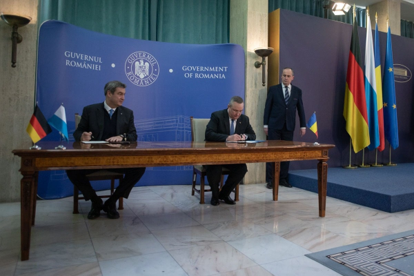 Participanţii la conferinţa de la Roma au promis peste 10 miliarde de euro pentru reconstrucţia Ucrainei