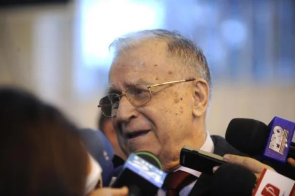 Cum se simte Ion Iliescu, internat la ATI. Fostul președinte are 95 de ani