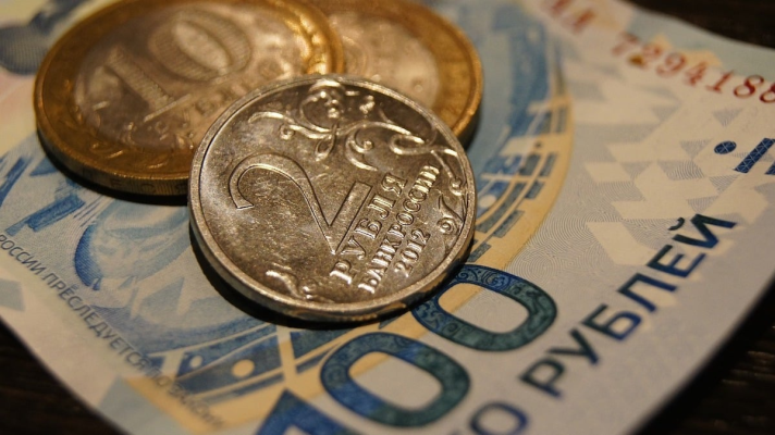 Rusia lansează conturi de investiţii cu garanţii de retragere pentru investitorii străini