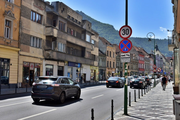 Tarife majorate pentru parcările din centrul Brașovului și Poiană