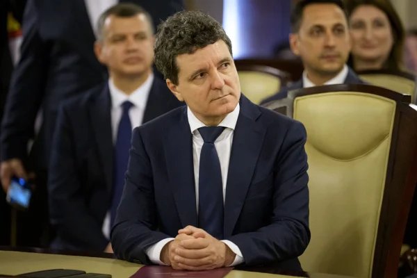 Ziua în care Nicușor Dan devine oficial Președintele României: cine sunt invitații și care este programul ceremoniei din Parlament