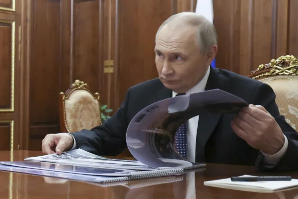 Influența propagandei ruse în România, sub lupa experților. Cum a devenit Putin „bunul creștin”