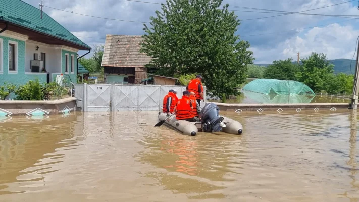 Patriarhia oferă 100.000 lei în sprijinul persoanelor afectate de inundaţii în Covasna şi Harghita