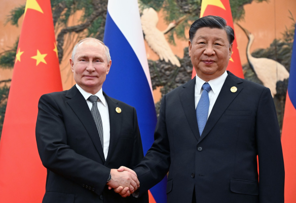 Putin şi Xi Jinping „condamnă ferm” atacurile israeliene din Iran. Putin va vizita China