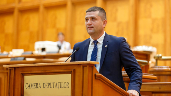 Ministrul Economiei: ”Am oprit o plată de 97.000 de lei pentru nişte pliante care să promoveze turismul din România”