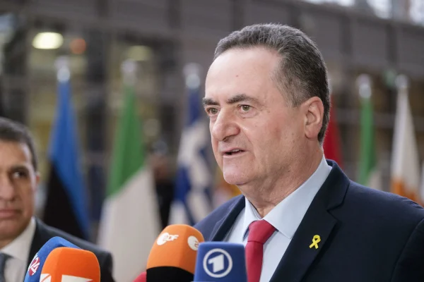 Teheranul „va arde” dacă Iranul nu oprește atacurile, spune un ministru israelian
