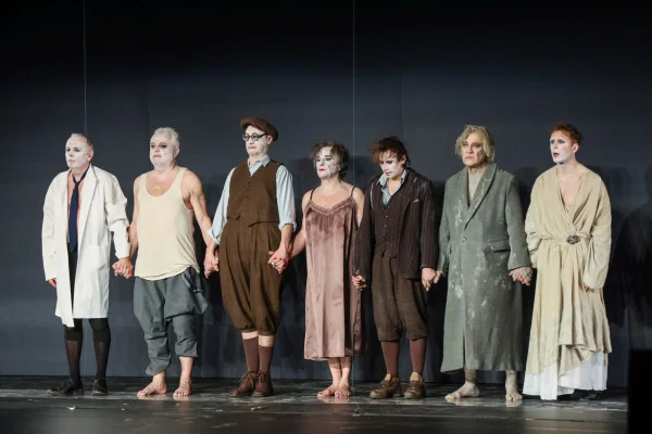 ​Spectacolul „Gertrude”, în regia lui Silviu Purcărete, ovaționat la Budapesta, la Festivalul MITEM