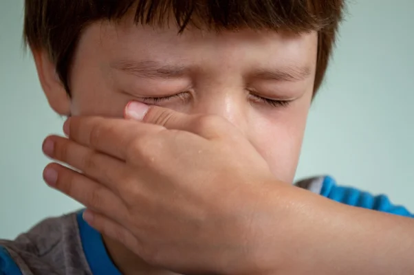 Pedofilii vor fi pedepsiți mai aspru: Noi măsuri adoptate în Parlamentul European