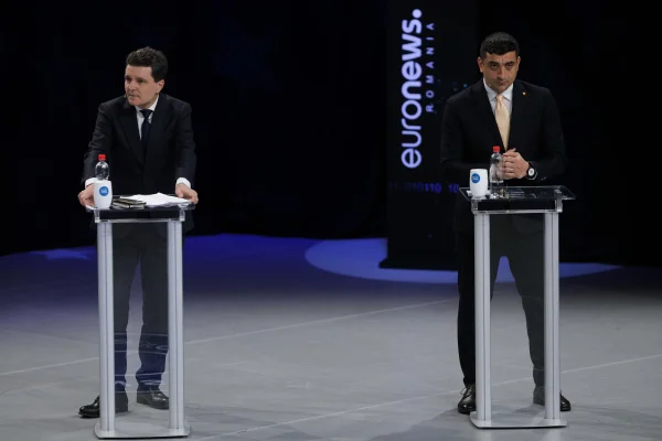Dezbatere prezidențială George Simion - Nicușor Dan la Euronews România - Înregistrarea completă