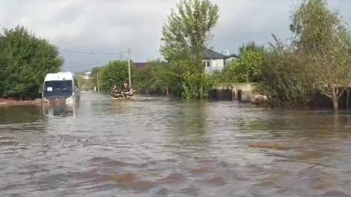 Cod portocaliu de inundații în 5 județe