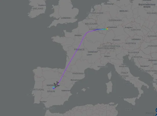 Un avion Lufthansa pe ruta Frankfurt – Sevilla a zburat fără pilot timp de 10 minute / Unul și-a pierdut cunoștința, în timp ce celălalt era la baie