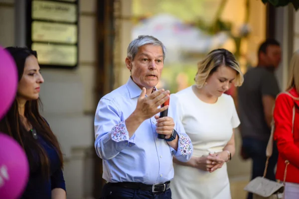 Lista potentialilor ministri, conform postului Antena 3. Zona PSD este nemultumita ca Ciolos ar putea fi ministru de Externe
