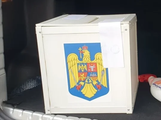 Urna mobilă la vot: Cine poate solicita și până când trebuie depusă cererea