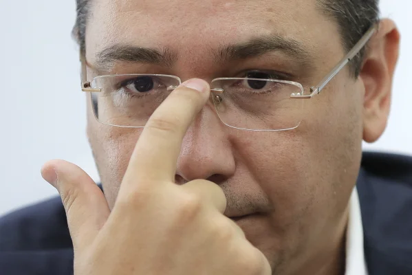 Fact check. Ce spun specialiștii despre declarațiile lui Victor Ponta privind deschiderea Porților de Fier