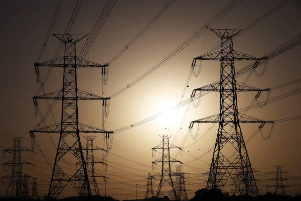 Spania: Incapacitatea de a controla voltajul în rețea a provocat blackout-ul din aprilie