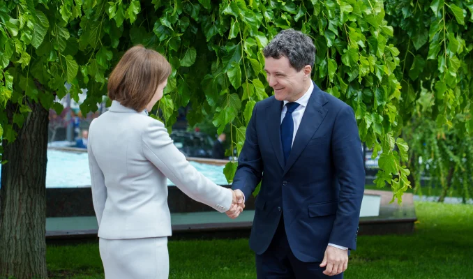 Nicușor Dan, despre alegerile din Republica Moldova: Îmi doresc foarte ca direcția pro-europeană să câștige