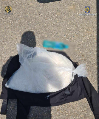 DE BRĂILA | Trei brăileni, prinși cu 30 kg de droguri, au primit însumat 31 de ani de închisoare