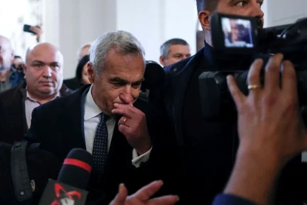 Un lider AUR îi cere lui Călin Georgescu să lămurească declarațiile la adresa moldovenilor: „Evocă un termen specific expansionismului sovietic şi rusesc”