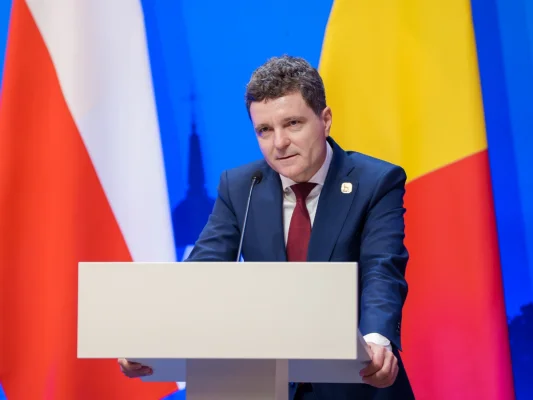 Președintele României, Nicușor Dan, a promulgat mai multe legi: Sunt vizate arme, ajutoare de stat si o nouă zi națională