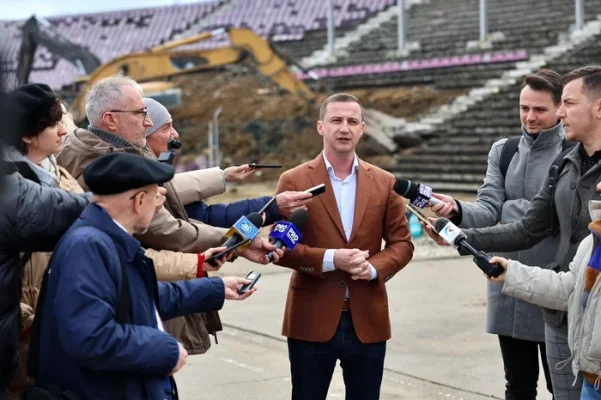 Ce spune șeful CJ Timiș despre oprirea investițiilor la stadionul de 140 de milioane de euro. „Nu voi accepta”