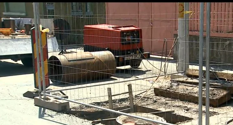 Lucrări de reparații și de înlocuire a conductelor vechi. 920 de blocuri din Capitală, fără apă caldă, pentru două săptămâni