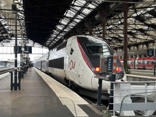 Furtuni violente întrerup cel puţin câteva zile traficul feroviar între Paris şi Milano