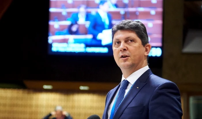 Titus Corlățean spune că actuala conducere a PSD ar trebui să plece. „Ai eșuat politic, faci un pas înapoi”. Cât de mult îl interesează șefia partidului