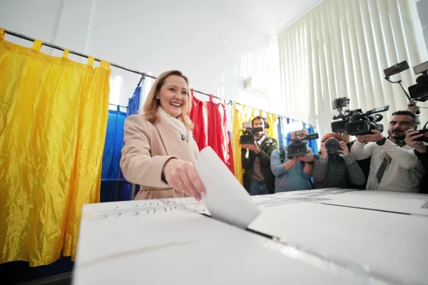 Elena Lasconi propune un guvern de uniune națională cu PSD, PNL, UDMR și USR