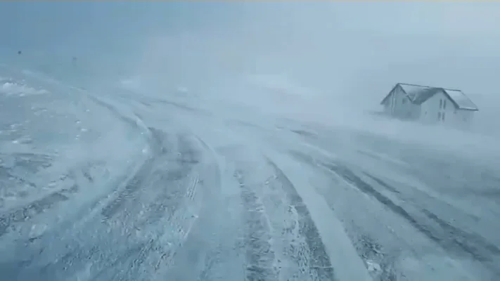 Episodul de iarnă se apropie de final, potrivit meteorologilor. Viscolul slăbește, iar temperaturile cresc în weekend