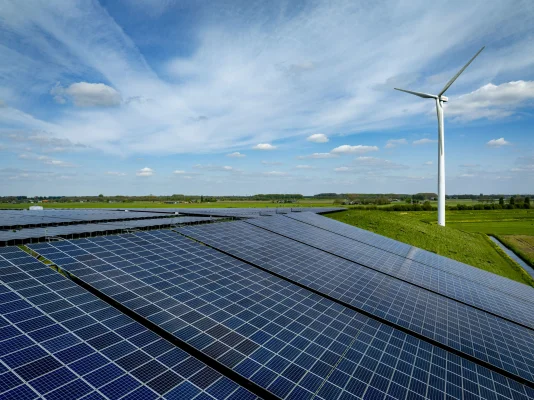 Ministrul Energiei: Peste 1.000 de contracte semnate pentru parcuri solare în comunitățile locale din România