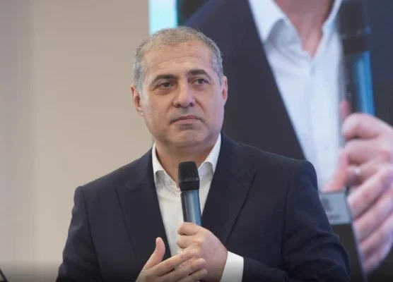 Economia pierde teren: Antreprenorii români, tot mai pesimiști în 2025. De ce evită tinerii români să mai înceapă afaceri?