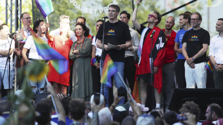 Participanții la parada Pride de la Budapesta nu vor fi amendați