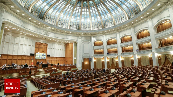 Proiectul coaliţiei de guvernare privind pensiile și vârsta de pensionare a magistraţilor a fost depus în Parlament