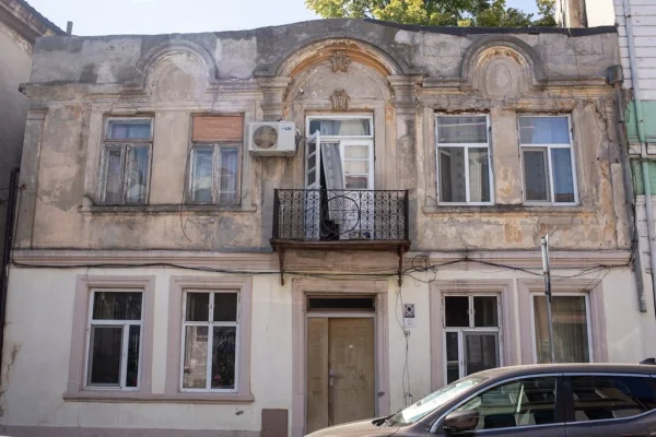 Primăria Capitalei ar putea acorda sprijin financiar lunar pentru plata chiriei familiilor evacuate din imobile ce urmează să fie consolidate