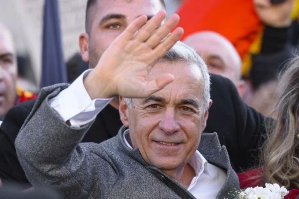 Călin Georgescu la piață, în ziua în care a îndemnat la boicot în supermarketuri