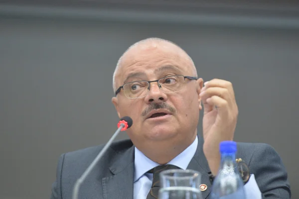 Sindicate: Guvern format până pe 30 iunie, se pregătesc măsuri fiscale dure