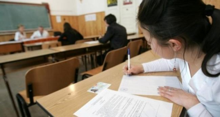 Evaluarea Națională 2025: Ce subiecte au primit elevii de clasa a VIII-a la proba de Limba Română
