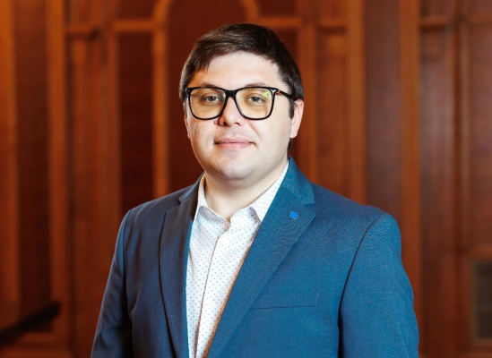 Puterea Financiară: Tehnologia din spatele fabricilor de fake news. Interviu cu Nicolae Țibrigan, expert DFT și cercetător la Academia Română