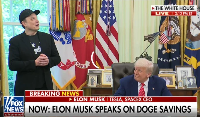 Elon Musk a apărut cu vânătăi la conferința cu Trump: ”N-am fost nicăieri în apropierea Franței” / Spune că fiul său cel mic l-a lovit