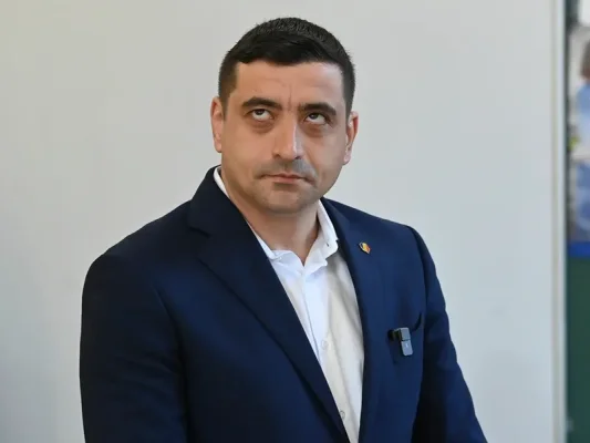 De ce nu poate schimba George Simion judecătorii Curții Constituționale așa cum susține