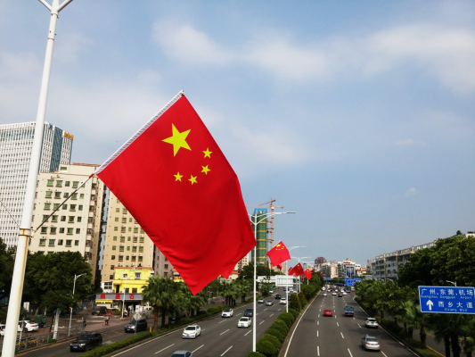 China raportează un excedent comercial record, de 586 miliarde de dolari, în primul semestru al anului