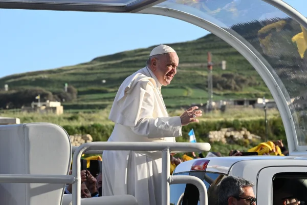 Papa Francisc a donat înainte să moară un papamobil pentru a servi ca unitate medicală mobilă pentru copiii din Gaza