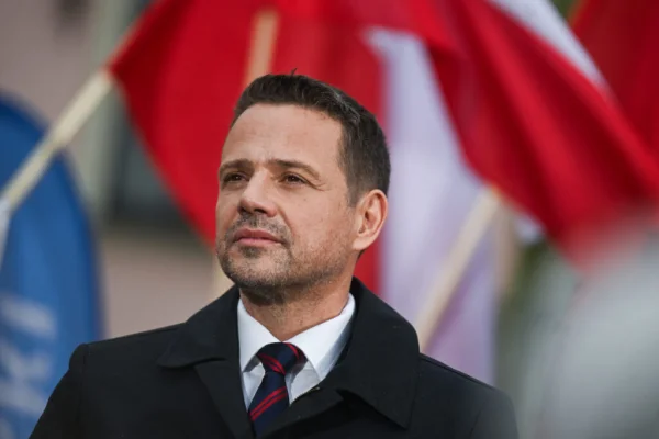 Rafal Trzaskowski a câștigat alegerile prezidențiale din Polonia. Cine este noul președinte liberal al țării?